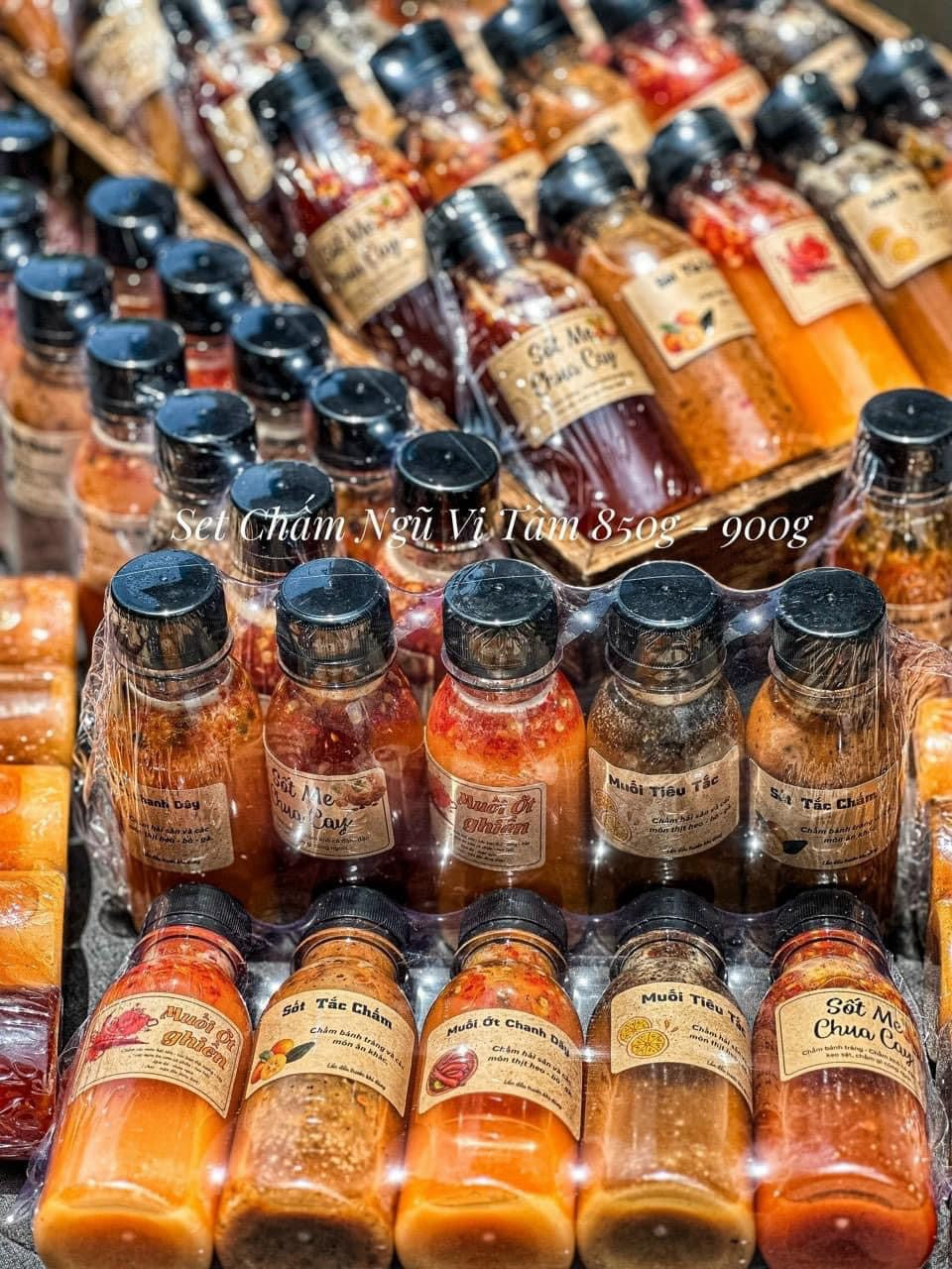 Set nuoc cham ngu vi