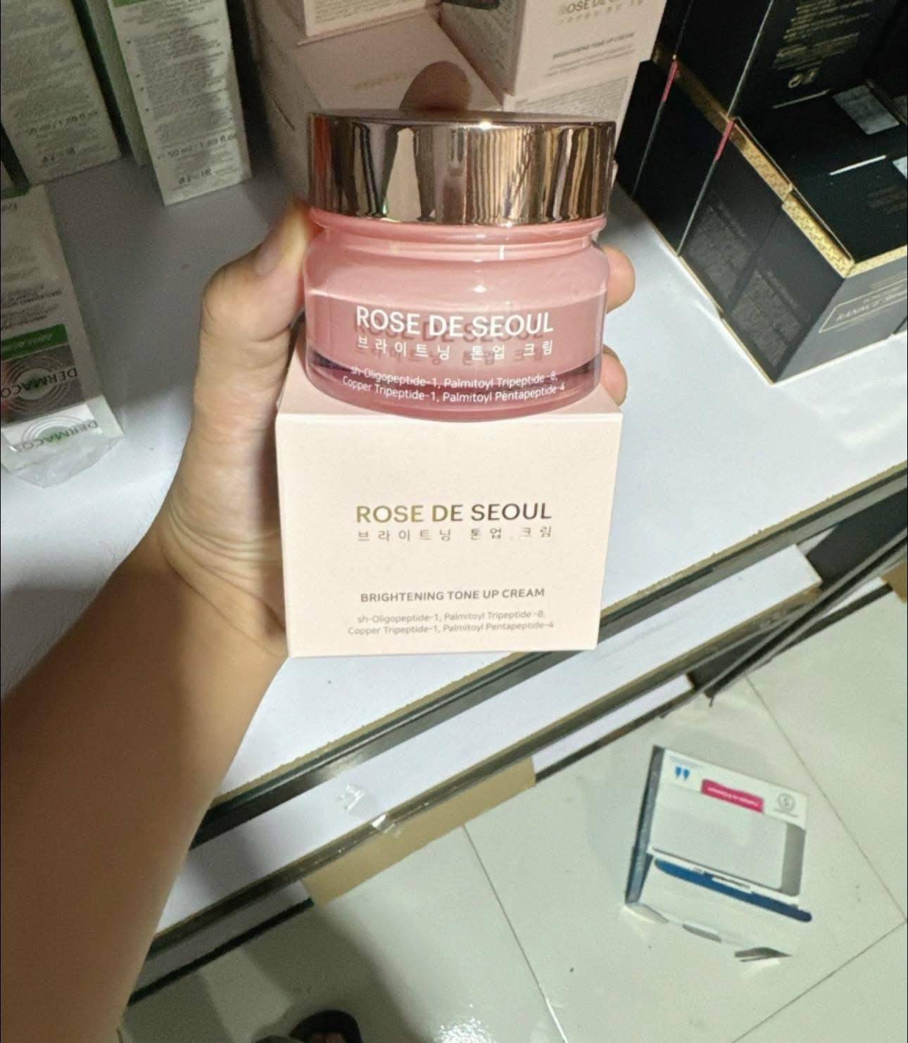 Kem nang tone Rose de seoul