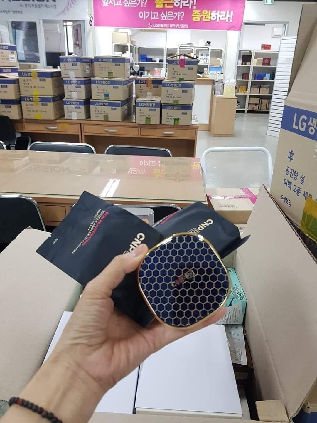 Phan nuoc CNP rc miracle (1 hộp chính thêm 2 lỏi phu )