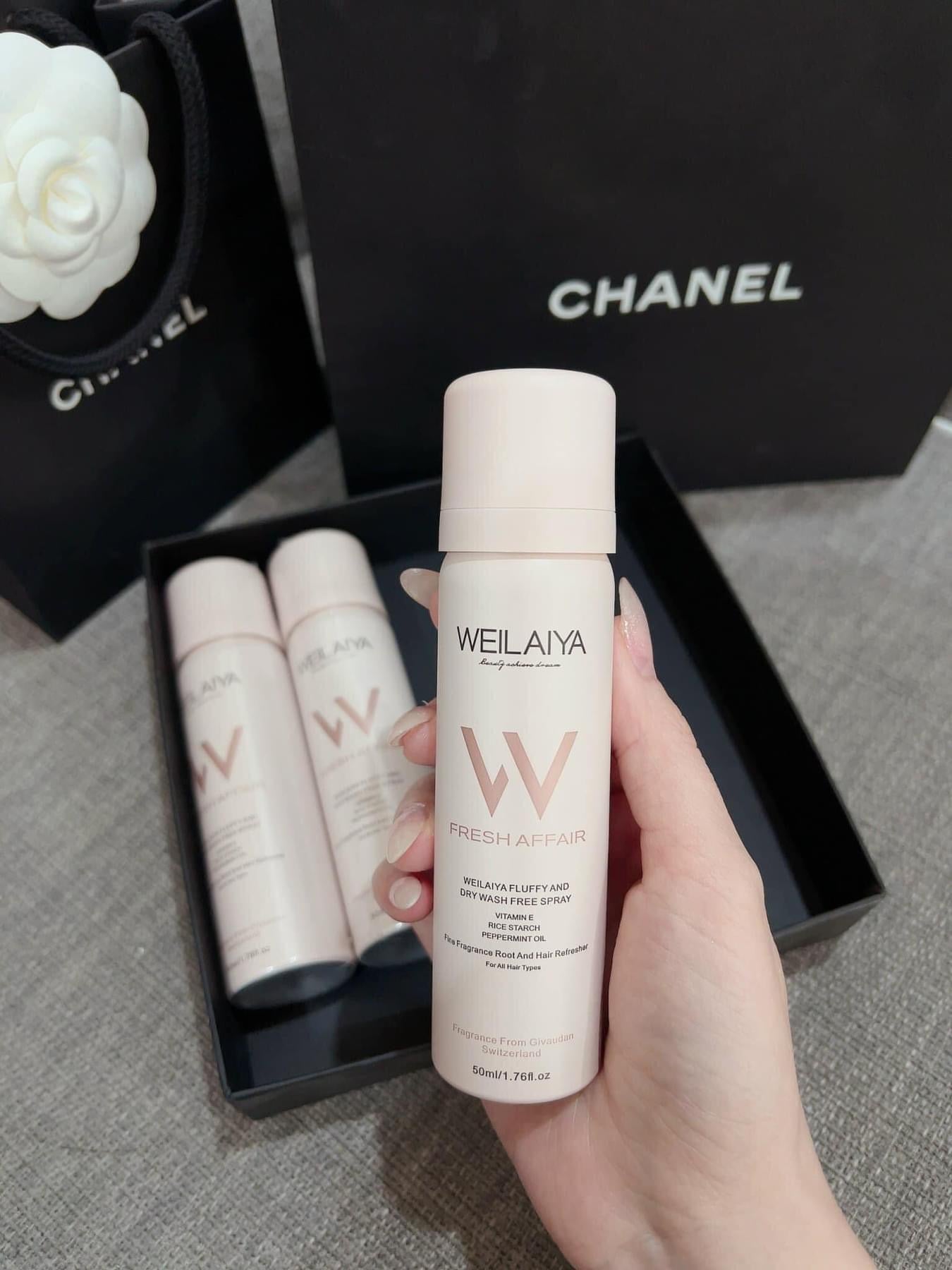 Dau goi kho ( xịt phòng tóc) nước hoa tóc Weilaiya