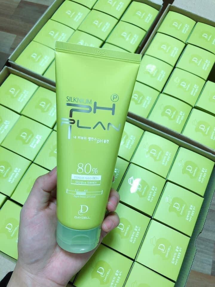Tẩy da chết táo xanh Daycell