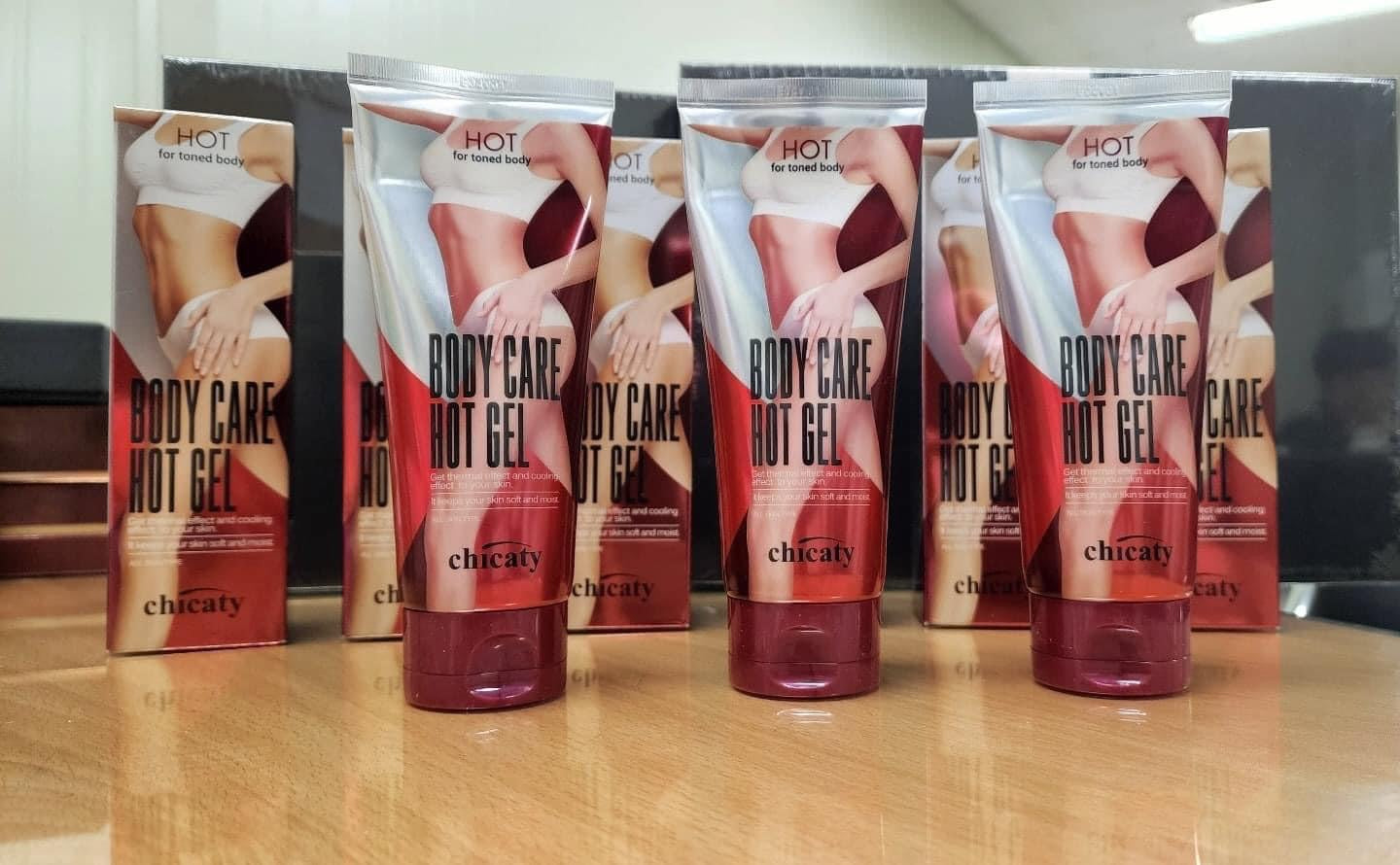 Kem tan mo Chicaty hot gel