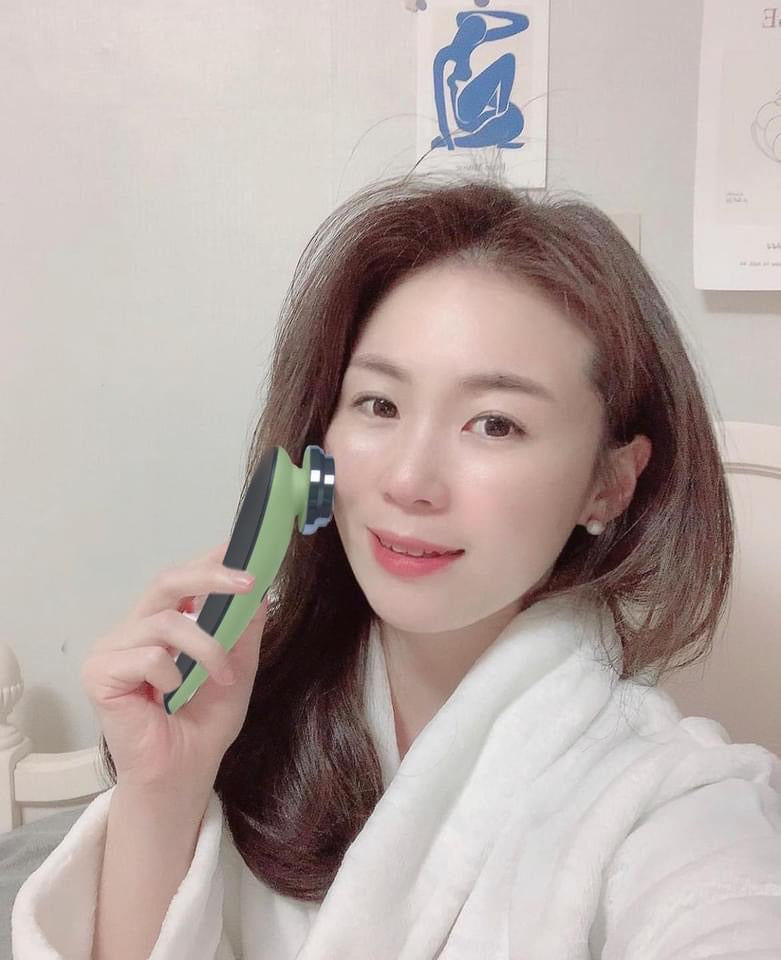 Mitechan May dien di tinh chat song am
