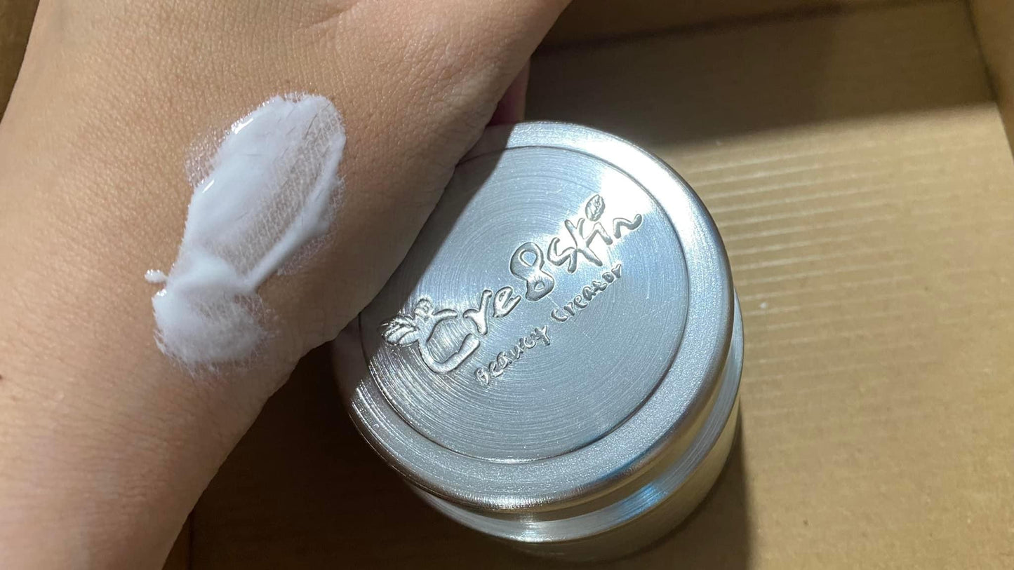 Kem ca hoi trang cre8skin Hwa sa a cream