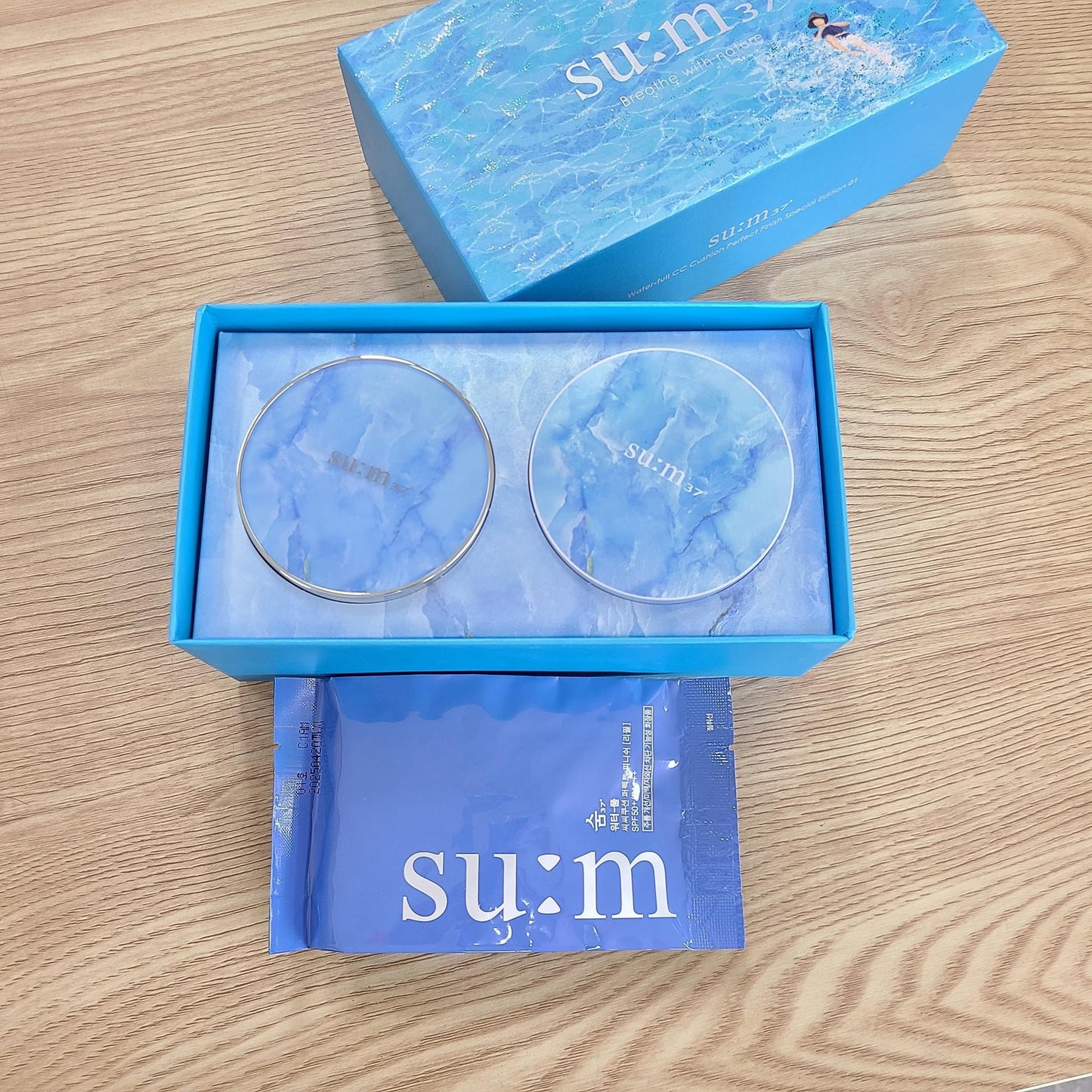 Set cushion Sum xanh tang phan phu