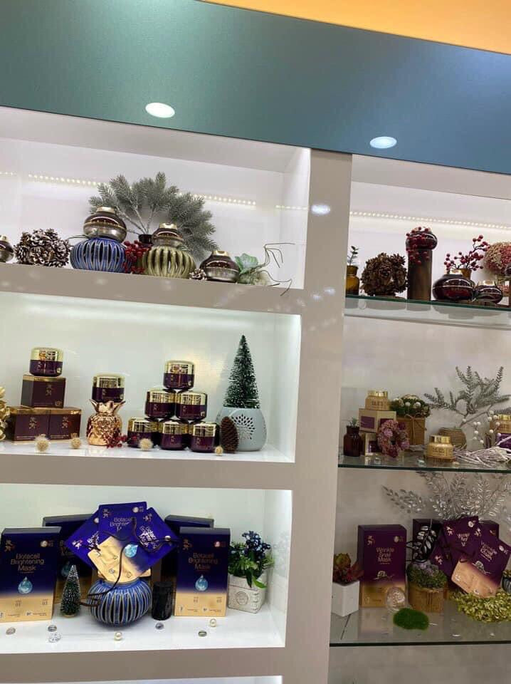 Kem oc sen HWIYEON DAIMOND SNAIL CREAM