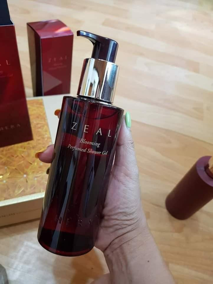 Set tam va duong the body Hera zeal blooming