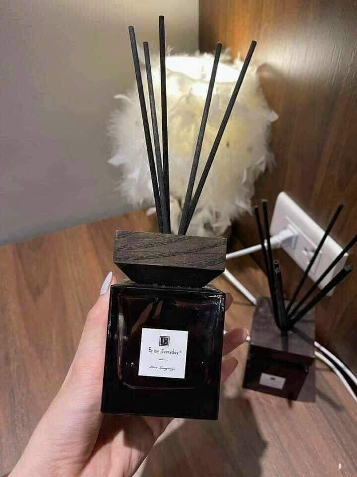 Tinh dau Enjoy everyday ( Love language )
