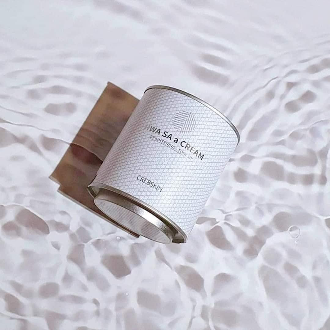 Kem ca hoi trang cre8skin Hwa sa a cream