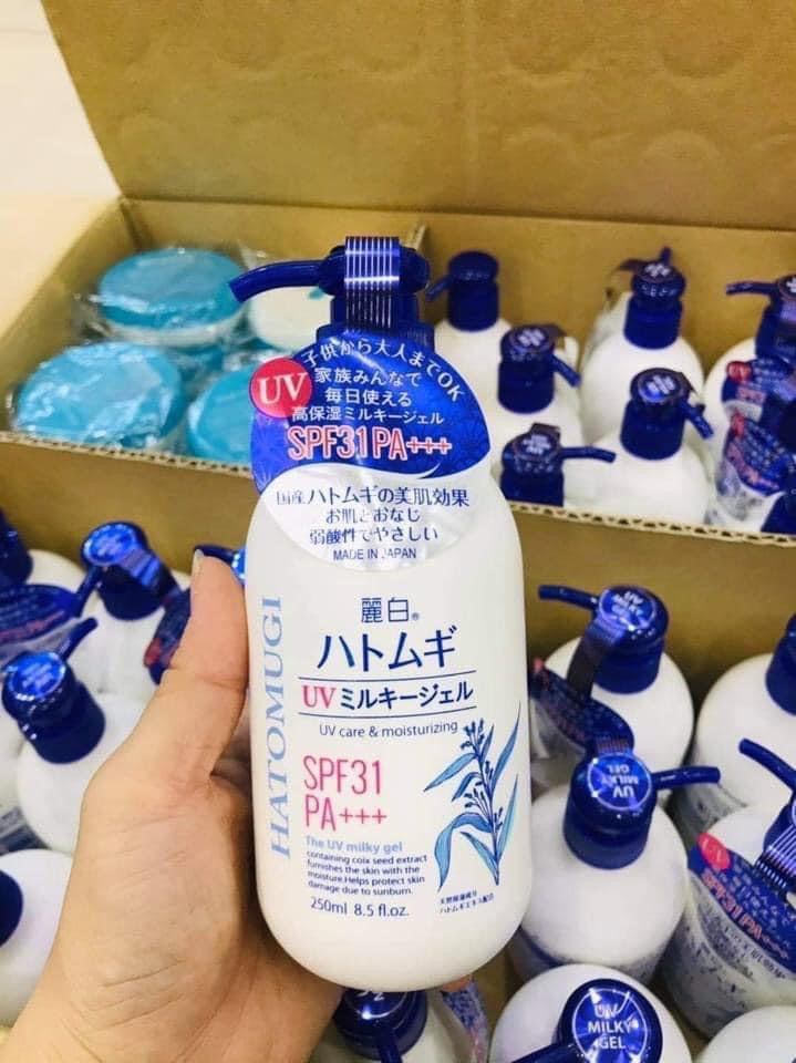 Sua duong the trang da chong nang Hatomugi 250ml japan