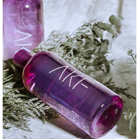 Nuoc tay trang tia to AKF