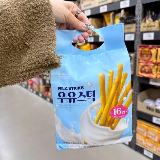 Banh que sua Milk stick