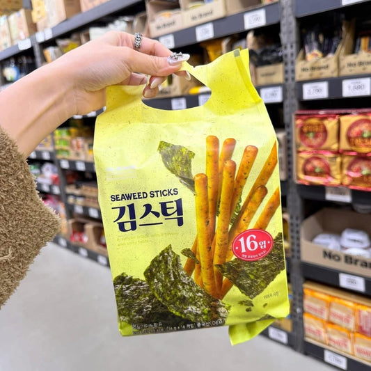 Banh que rong bien seaweed stick