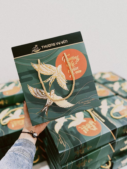 Thuong vy yen ( mix 4 vi) hop 6 hu( nhan sâm , safron, đong trùng, yen kids )